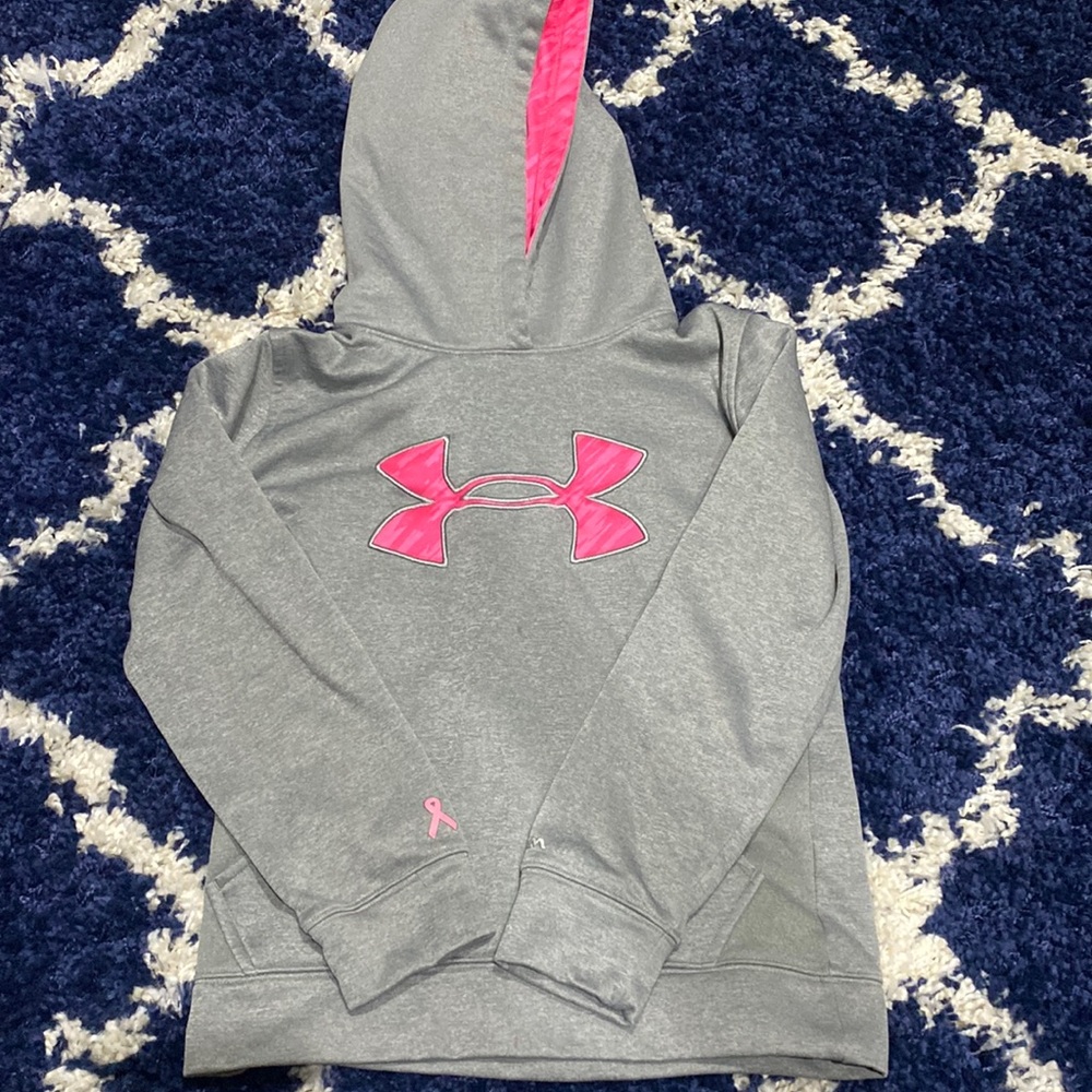 Comfortable Under Armour hoodie!